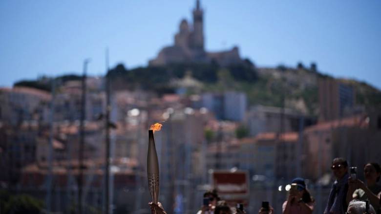 Επιφυλακτικοί Πούτιν και Ζελένσκι στην πρόταση για Ολυμπιακή Εκεχειρία