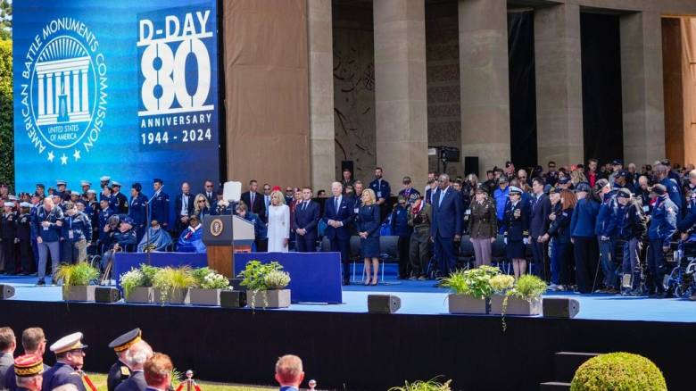 Βετεράνος 102 ετών πέθανε ενώ ταξίδευε για την 80ή επέτειο της D-Day στη Νορμανδία