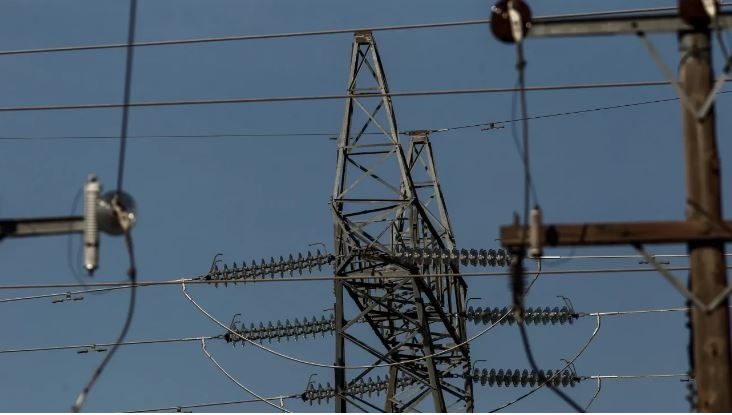 Χωρίς ρεύμα πολλές περιοχές σε βόρεια και νότια προάστια λόγω βλάβης