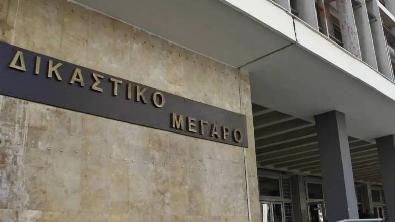 Ελεύθερος με όρους ο 70χρονος που κατηγορείται για τον βιασμό της κόρης του