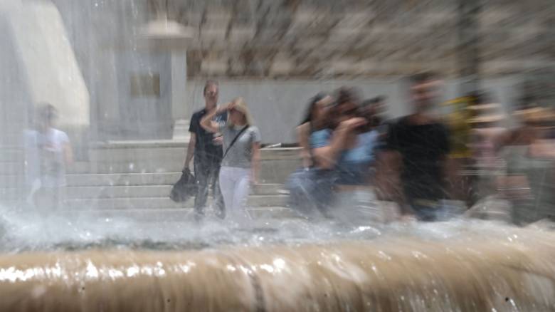 Ζιακοπούλου: Καύσωνας επ’ αόριστον - Την επόμενη εβδομάδα η κορύφωση με 43αρια