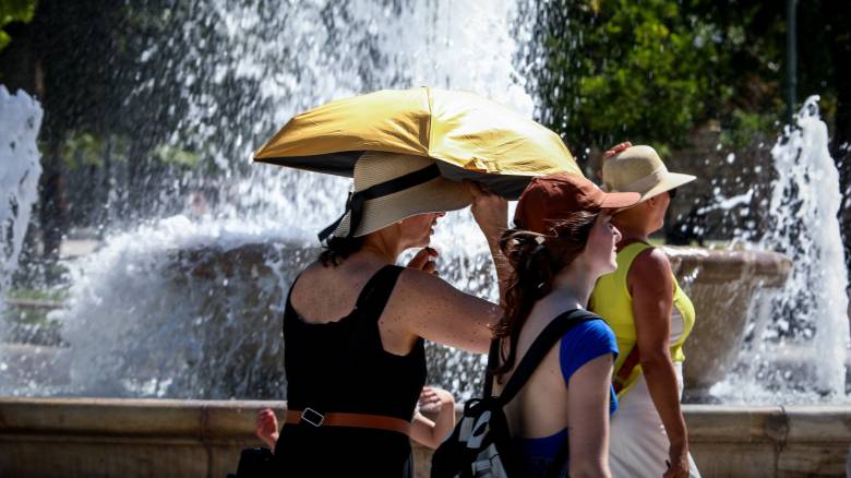 Καύσωνας: Θα αγγίξει επίπεδα ρεκόρ για την εποχή - Διάρκεια, ένταση και αυξημένη επιφυλακή