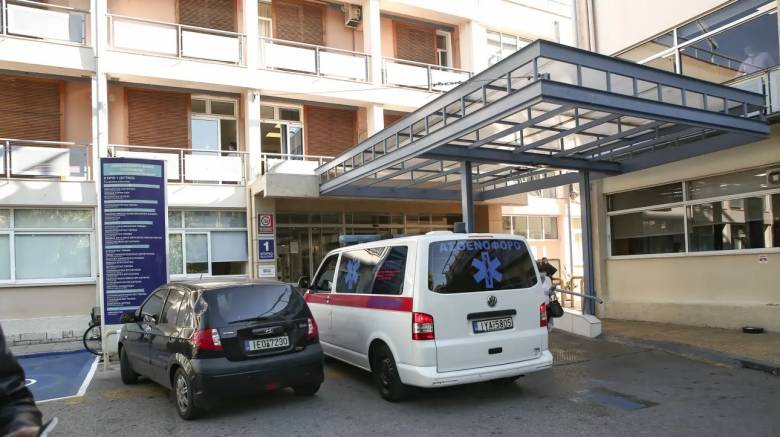 Ιλίσια: Σοβαρά τραυματίας συντηρητής ασανσέρ - Διακομίσθηκε στο «Γεννηματάς»