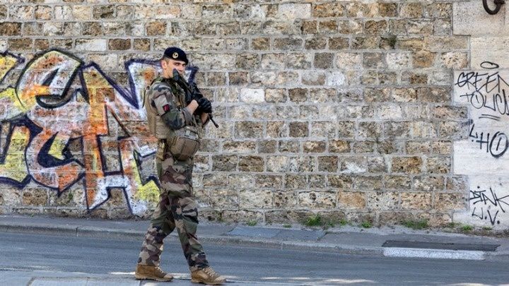 Συνελήφθη στη Γαλλία 18χρονος νεοναζί που σχεδίαζε επιθέσεις στους Ολυμπιακούς Αγώνες