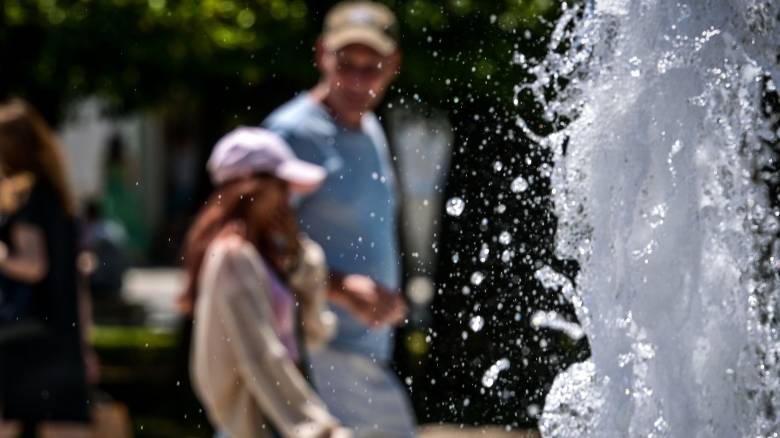 Υψηλές θερμοκρασίες και πολύ ισχυρό μελτέμι την Παρασκευή - Η πρόγνωση Γιαννόπουλου