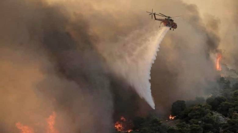 Πυρκαγιά σε δασική έκταση στην περιοχή Κορώνα του Κιλκίς - Επιχειρούν εναέρια μέσα