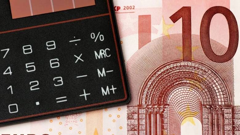 ΓΣΕΕ: Πώς αμείβονται όσοι εργαστούν την αργία της 28ης Οκτωβρίου