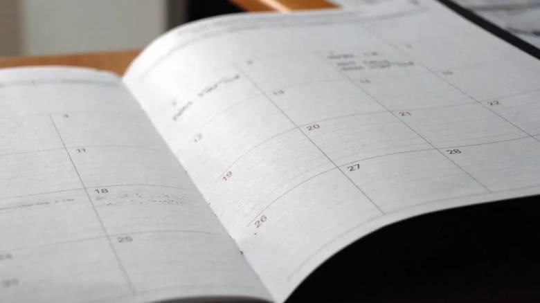 Πώς αμείβονται οι μισθωτοί που εργάζονται στον ιδιωτικό τομέα την αργία του Δεκαπενταύγουστου