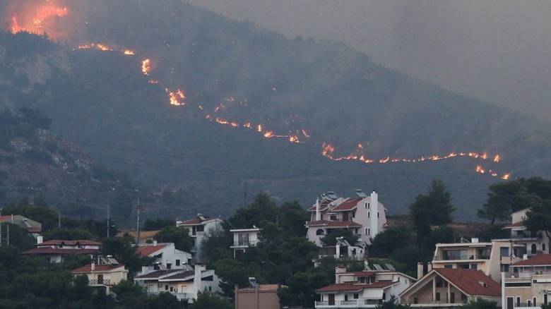 Μεγάλη πυρκαγιά στην Αττική: Πάνω από 100 οι αναζωπυρώσεις τις τελευταίες ώρες