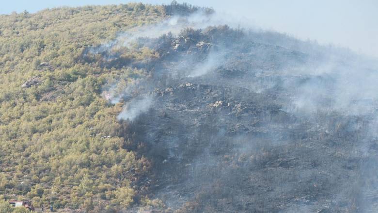 Εντολή εκκένωσης της περιοχής Ερυθρός Νέας Μάκρης