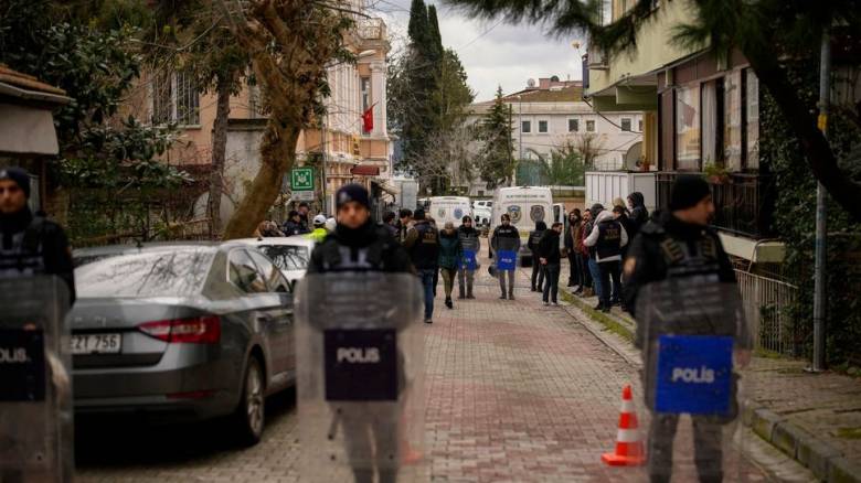 Τουρκία: Αιματηρή επίθεση νεαρού με μαχαίρι σε τζαμί  - Πέντε τραυματίες