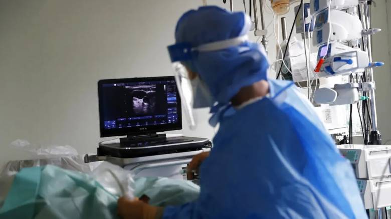 Πάτρα: Σε κρίσιμη κατάσταση η 11χρονη που έπεσε από βυτιοφόρο - Διασωληνωμένη στη ΜΕΘ