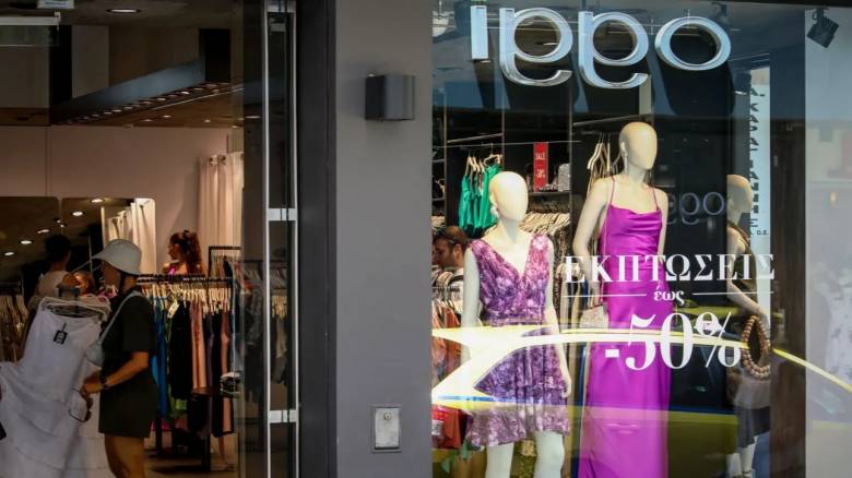 Θερινές εκπτώσεις: Πότε ξεκινούν και τι προσδοκά ο εμπορικός κόσμος