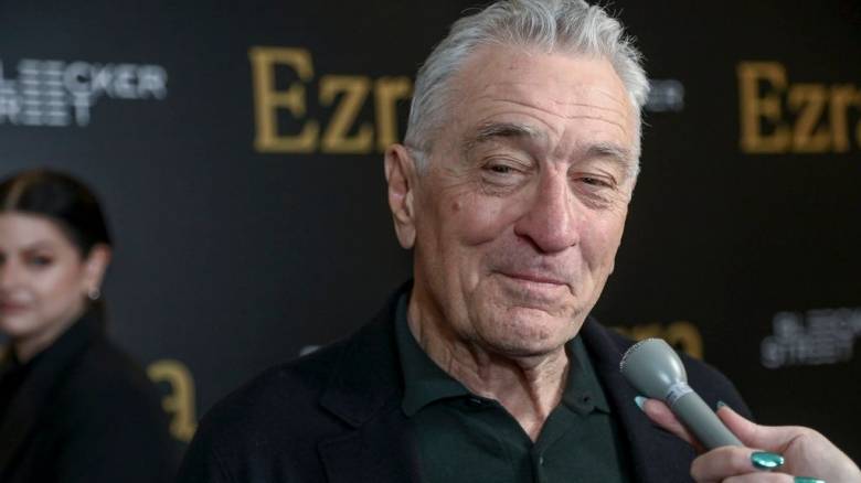 Πέντε άτομα κατηγορούνται για τον θάνατο από υπερβολική δόση του εγγονού του Robert De Niro