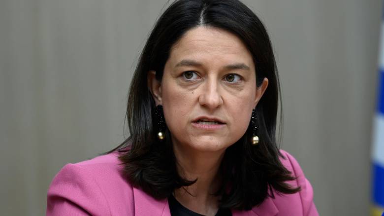 Κεραμέως: Αύξηση συντάξεων, μείωση σφαλιστικών εισφορών και νέες θέσεις εργασίας