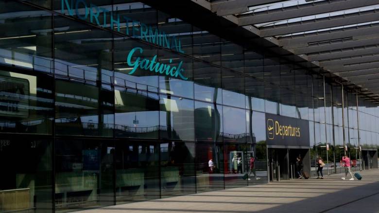 Λονδίνο: Παρέλυσε το αεροδρόμιο Γκάτγουϊκ - Την παραίτηση του επικεφαλής του ζητά η Ryanair