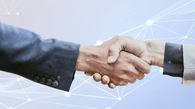 Tι αλλάζει στο τεκμαρτό εισόδημα για περίπου 735.000 ελεύθερους επαγγελματίες