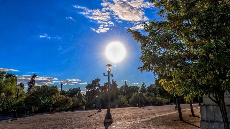 Καιρός: Παραμένει ψηλά ο υδράργυρος - Η πρόγνωση της Νικολέτας Ζιακοπούλου