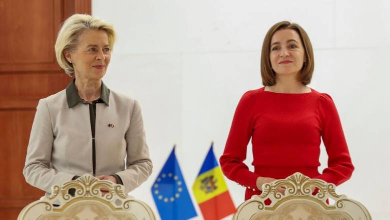 Στη Μολδαβία  μεταβαίνουν Μακρόν, Μερτς και Τουσκ «για να υποστηρίξουν την κυριαρχία της»