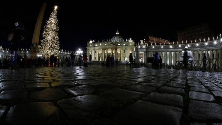 Έκκλησή προς τον πάπα Φραγκίσκο για να σωθεί αιωνόβιο έλατο που θα στολιστεί στο Βατικανό