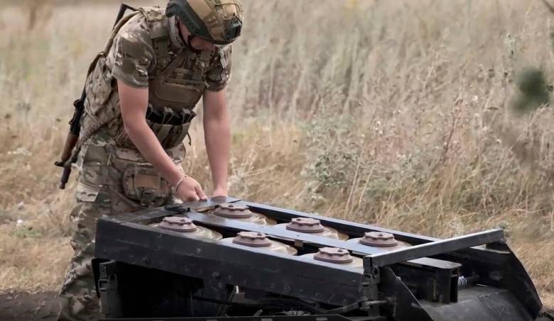 Ναρκοθετημένο μεγάλο μέρος των σπάνιων γαιών της Ουκρανίας προειδοποιεί βρετανός στρατηγός