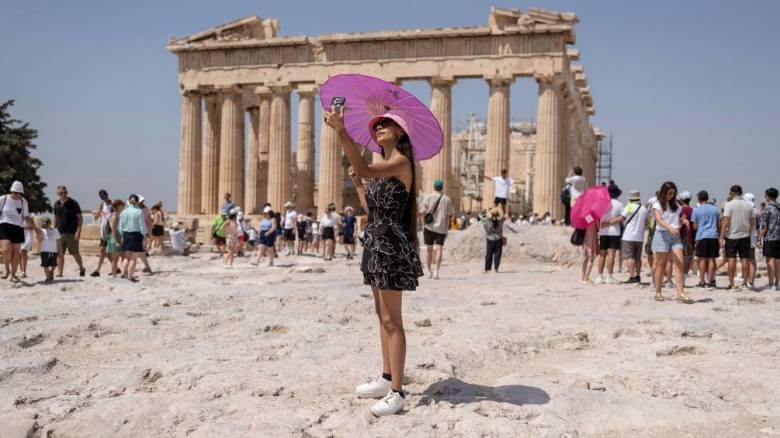Τράπεζα της Ελλάδος: 40,7 εκατ. ξένοι τουρίστες το 2024 την χώρα μας