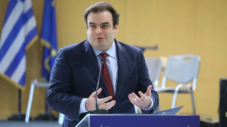 Πιερρακάκης:  Με αναπτυξιακές πολιτικές να ενισχύσουμε κάθε οικογένεια και επιχείρηση