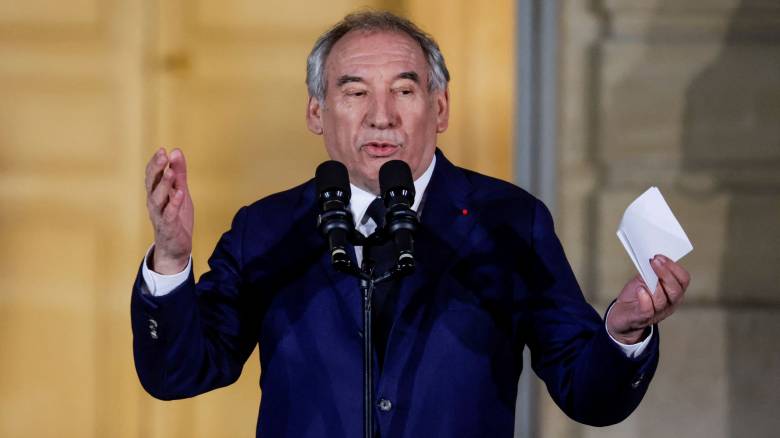 Γαλλία: Διαδοχικές συναντήσεις Μπαϊρού για προϋπολογισμό και σχηματισμό κυβέρνησης