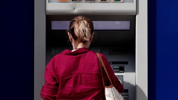 Εφάπαξ ενίσχυση συνταξιούχων και επίδομα κοινωνικής αλληλεγγύης πληρώνονται σήμερα