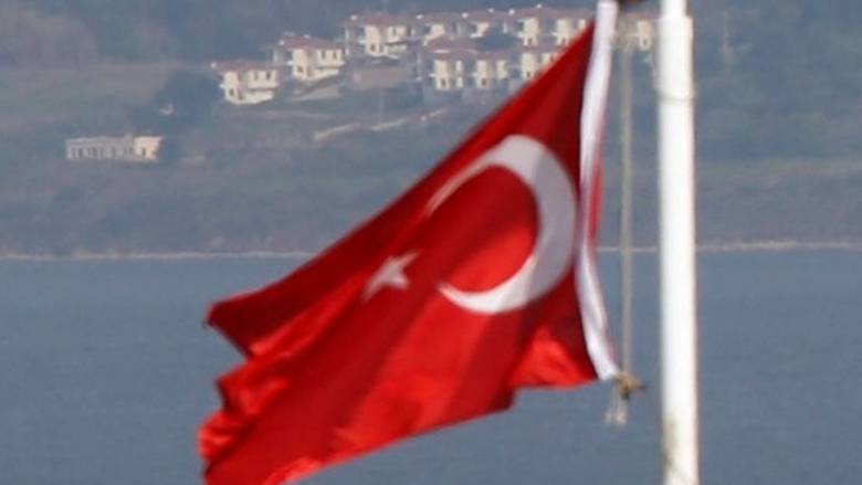 Αθωώθηκε η Ελληνίδα που εγκλωβίστηκε στην Τουρκία κατηγορούμενη για κλοπή