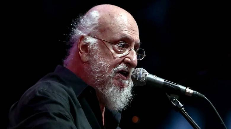 Στο νοσοκομείο ο Έλληνας τραγουδοποιός Διονύσης Σαββόπουλος - Η κατάσταση της υγείας του