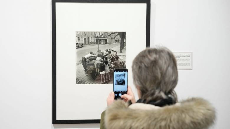 Βαρκελώνη: Έκθεση της φωτορεπόρτερ Λι Μίλερ για τον Β' Παγκόσμιο Πόλεμο