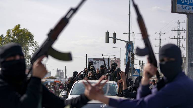 Δεσμεύεται να τηρήσει την εκεχειρία η ένοπλη πτέρυγα της Χαμάς - Η προειδοποίηση στο Ισραήλ