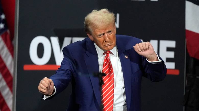 Δωρεές 250 εκατ. δολαρίων για την ορκωμοσία του Τραμπ - Ποιοι αγόρασαν μια θέση στο δείπνο