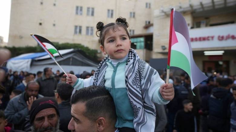 Εκεχειρία στη Γάζα: Ενθουσιασμός σε Ισραήλ και Παλαιστίνη για την επιστροφή ομήρων και κρατουμένων