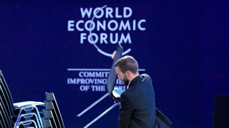 Ξεκινάει το Παγκόσμιο Οικονομικό Φόρουμ στο Νταβός: Ο «πρωταγωνιστής» Τραμπ και η ατζέντα του 2025