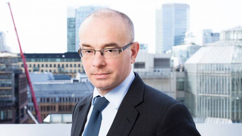 Paul Donovan (UBS): Θετικό το Outlook για το 2025 - Οι κίνδυνοι προέρχονται από τον πολιτικό χώρο