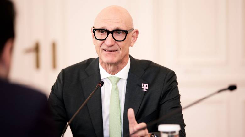 CEO Telekom: Η Ελλάδα έχει ξεπεράσει τη Γερμανία στην ψηφιοποίηση