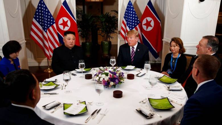 «Ευφυή τύπο» χαρακτήρισε ο Τραμπ τον Κιμ Γιονγκ Ουν - Θέλει να συναντηθεί μαζί του