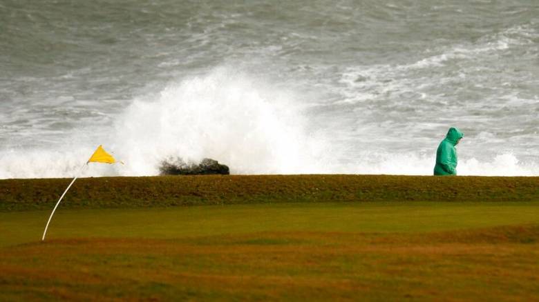 Ιρλανδία: Πάνω από 500.000 νοικοκυριά χωρίς ρεύμα - Σφοδροί άνεμοι 183χλμ την ώρα