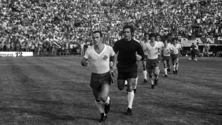 Τα γκολ του Μίμη Δομάζου με τη φανέλα του Παναθηναϊκού που έγραψαν ιστορία