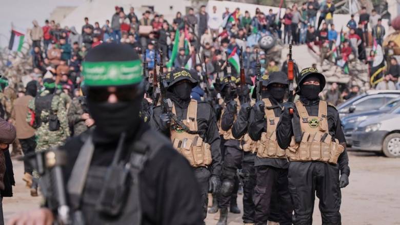 Παραδόθηκαν από τη Χαμάς στον Ερυθρό Σταυρό οι Ισραηλινές όμηροι στη Γάζα