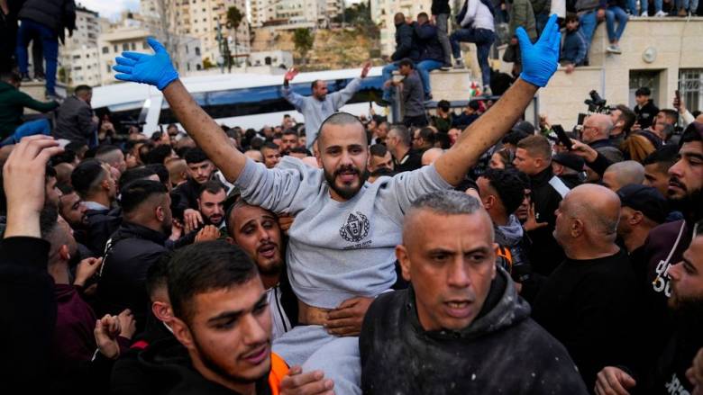 Το Ισραήλ επιβεβαίωσε ότι απελευθέρωσε 200 Παλαιστίνιους κρατούμενους