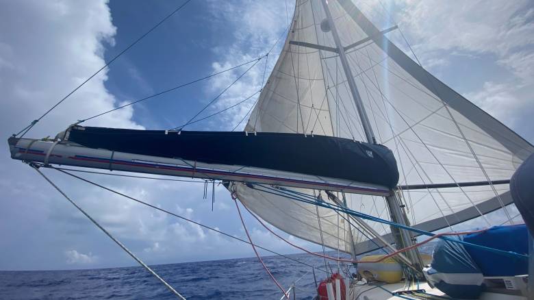 Ζευγάρι συνταξιούχων από τη Θεσσαλονίκη διέσχισε τον Ατλαντικό με ιστιοφόρο