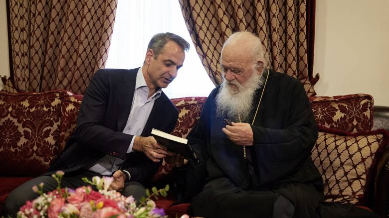 Συνάντηση με τον Αρχιεπίσκοπο Ιερώνυμο θα έχει σήμερα ο Κυριάκος Μητσοτάκης