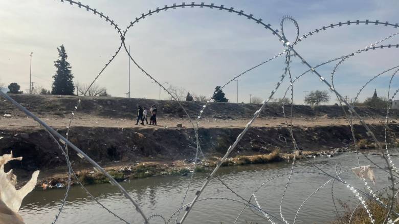 «Γκάζι» στις απελάσεις: Η ακτινογραφία του σχεδίου Τραμπ και το... αγκάθι του ενός τρισ. δολαρίων