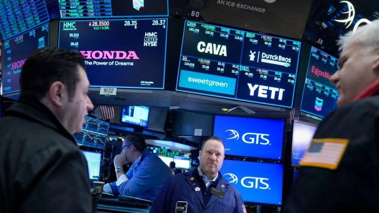 Μουδιασμένες οι αγορές από το σοκ του κινεζικού «τυφώνα» DeepSeek - Δειλά σημάδια ανάκαμψης