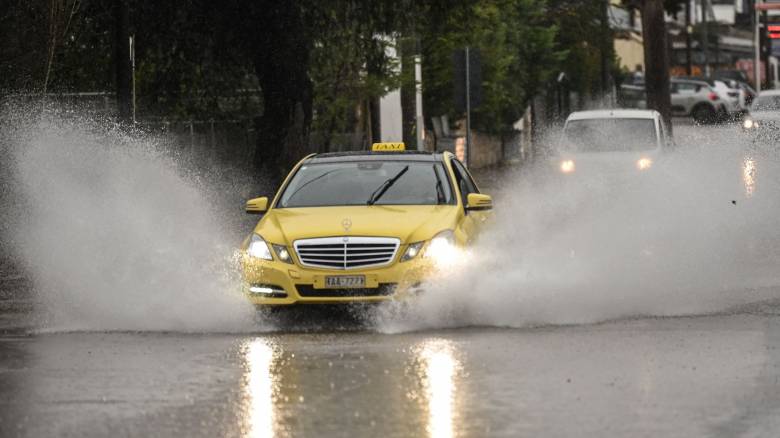 Αποκαταστάθηκε η κυκλοφορία των οχημάτων στην οδό Πειραιώς