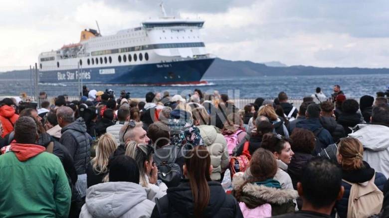 Συνεχείς οι δονήσεις στις Κυκλάδες - Σχέδιο εκκένωσης και σημεία καταφυγής στη Σαντορίνη