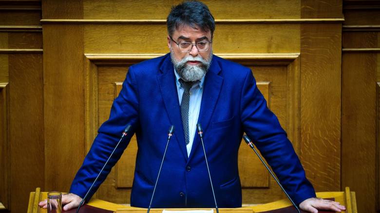 Οικονόμου: «Αυξήθηκαν τα αεροπορικά δρομολόγια από τη Σαντορίνη - Λογικές οι τιμές στα εισιτήρια»